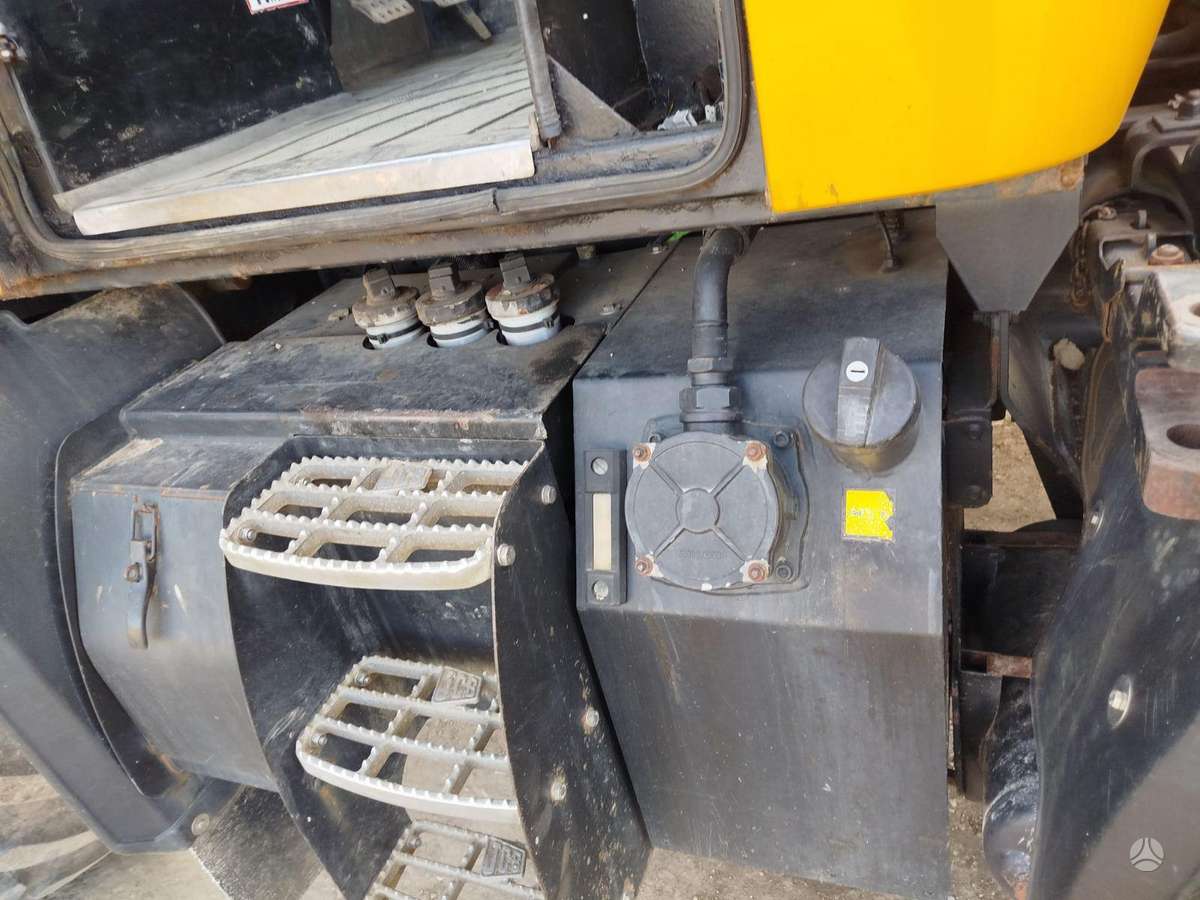 JCB Fastrac 3220, тракторы