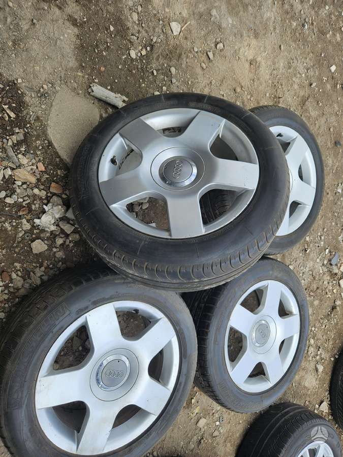 Audi A4, lengvojo lydinio, R16
