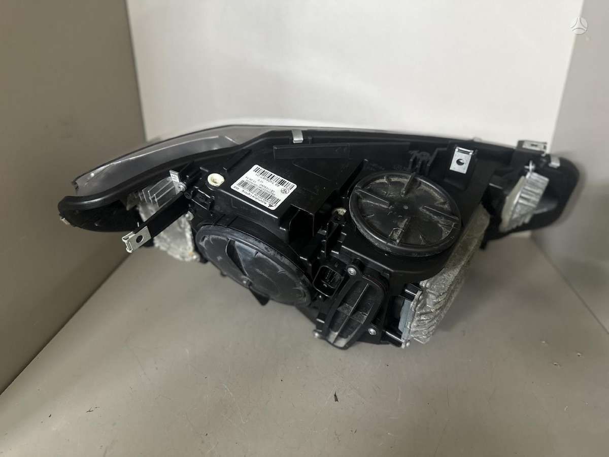 BMW 4 serija žibintai
