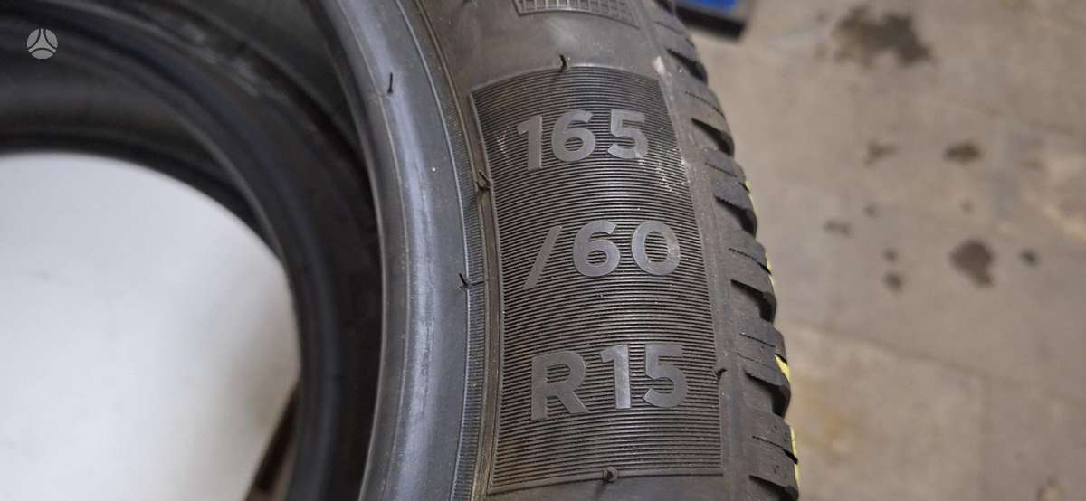 Kleber Quadraxer 3, universalios 165/60 R15