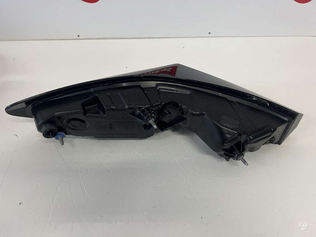 BMW X7, 9879756-11, фары