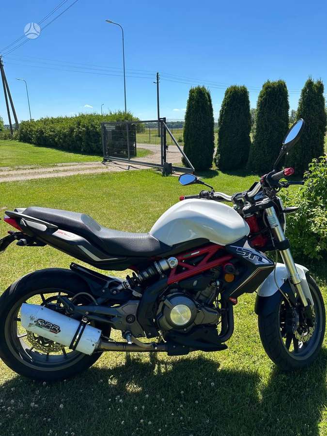 Benelli 304 300cc, street / klasikiniai