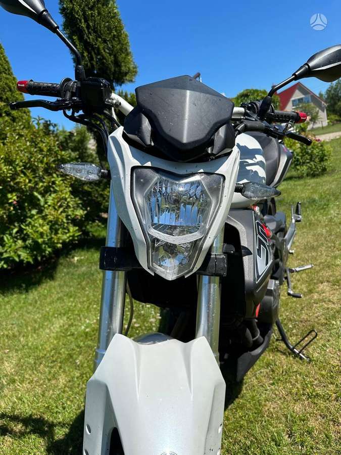 Benelli 304 300cc, street / klasikiniai