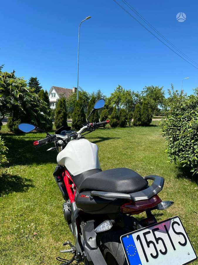 Benelli 304 300cc, street / klasikiniai
