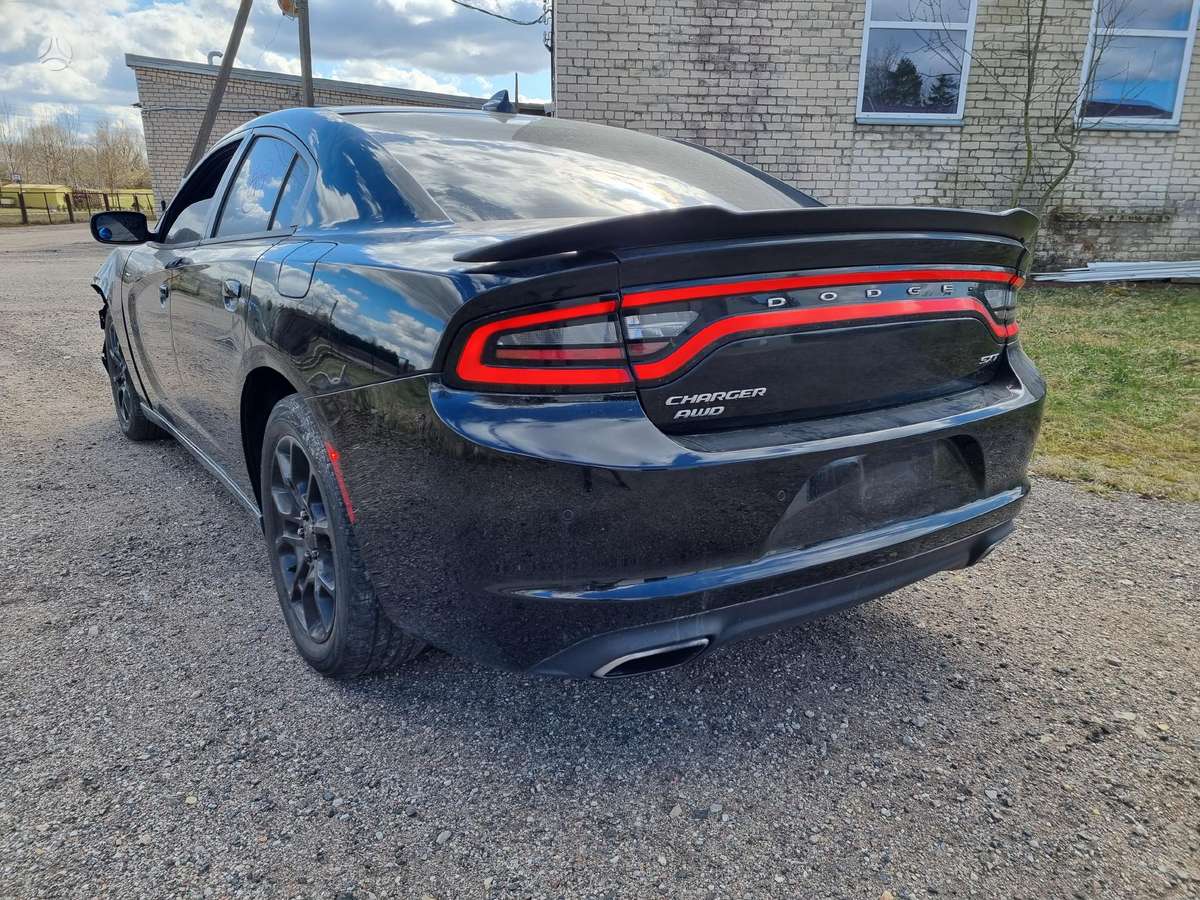 Dodge Charger Varikliai 3600 5700