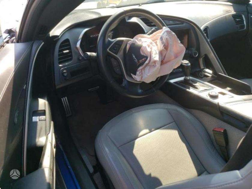 Chevrolet Corvette по частям