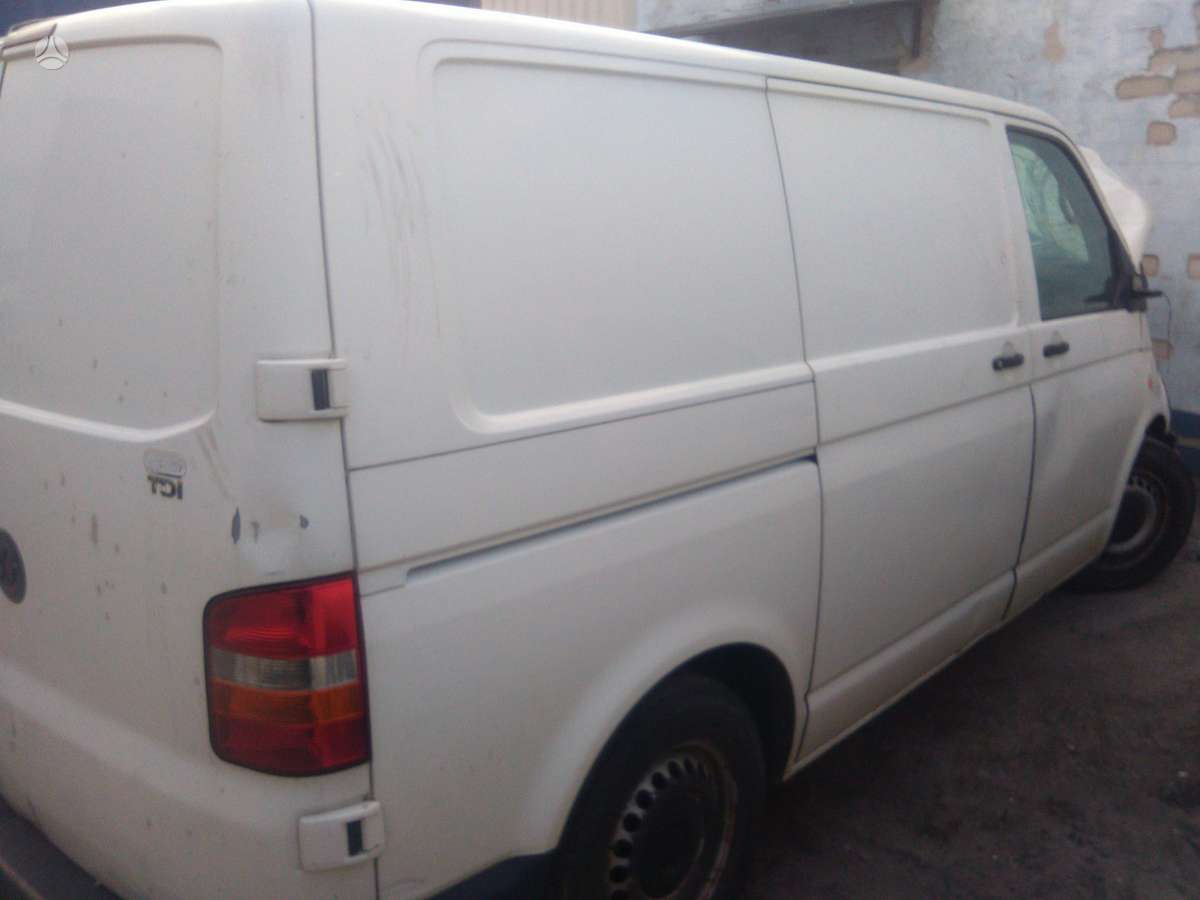Volkswagen Transporter, preču