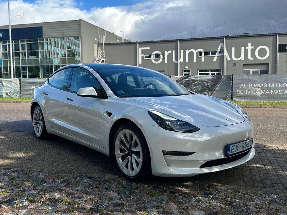 Tesla Model 3, 75 кВт·ч, Седан