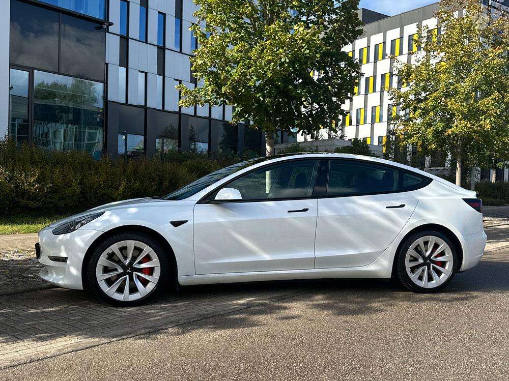 Tesla Model 3, 75 кВт·ч, Седан