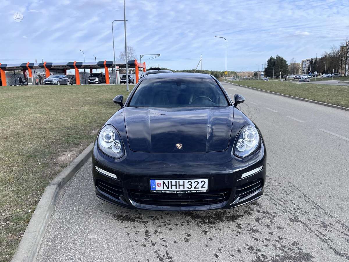 Porsche Panamera, 3.0 l., Хэтчбек