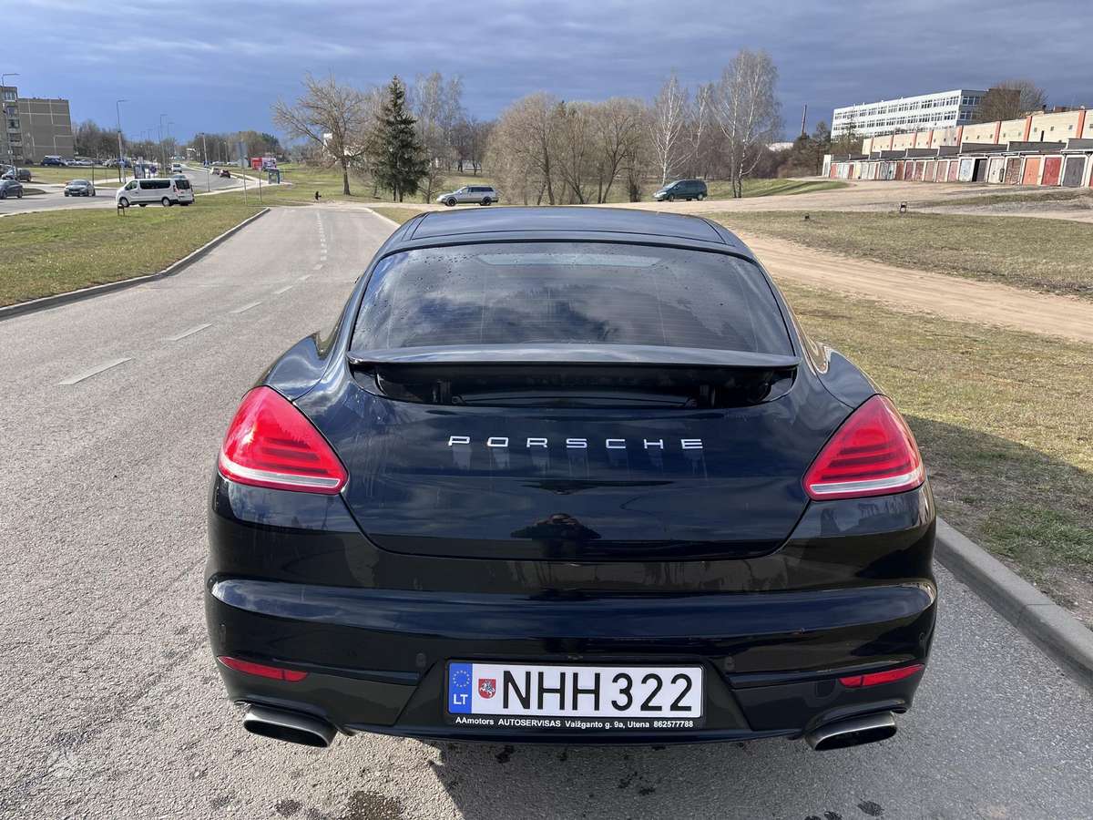 Porsche Panamera, 3.0 l., Хэтчбек