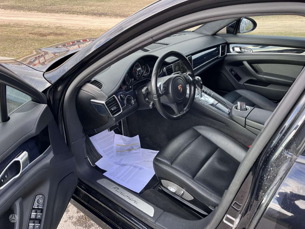 Porsche Panamera, 3.0 l., Хэтчбек
