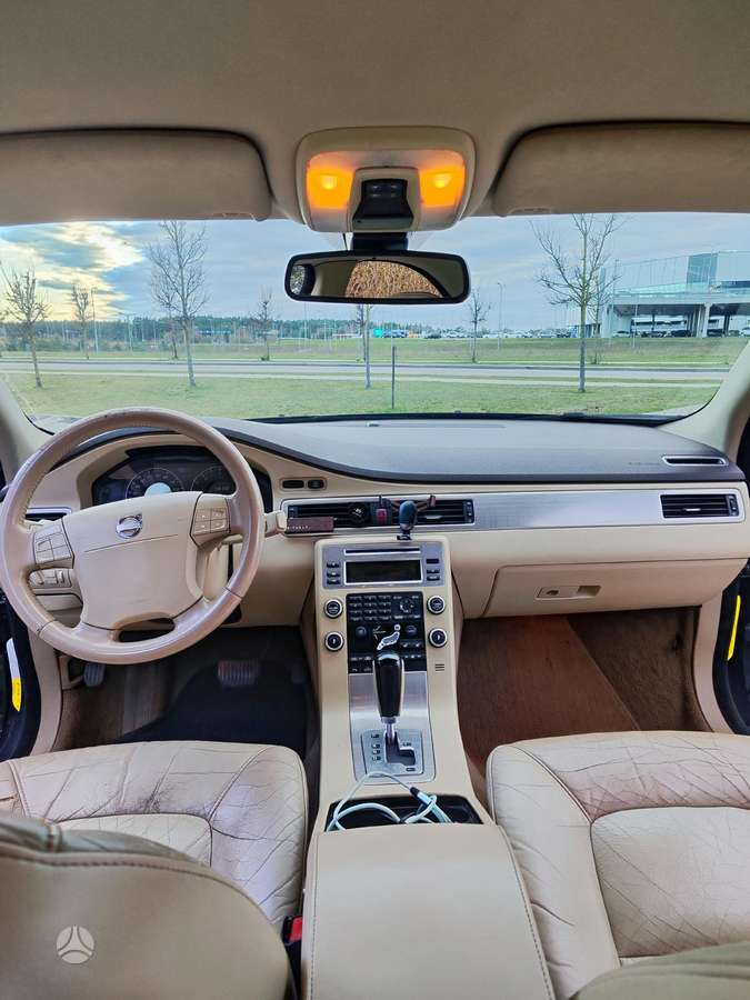 Volvo S80, 2.4 l., Седан