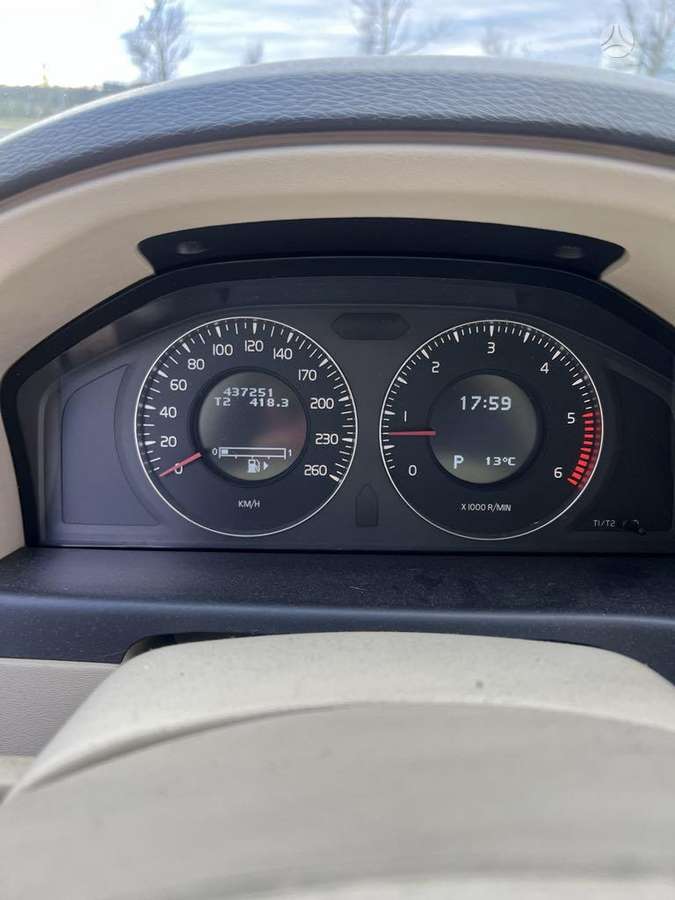 Volvo S80, 2.4 l., Седан