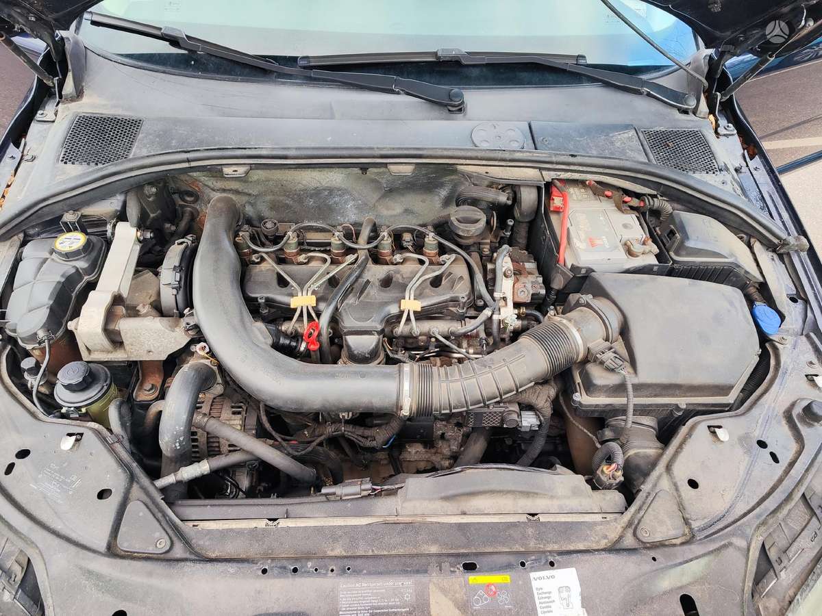 Volvo S80, 2.4 l., Седан