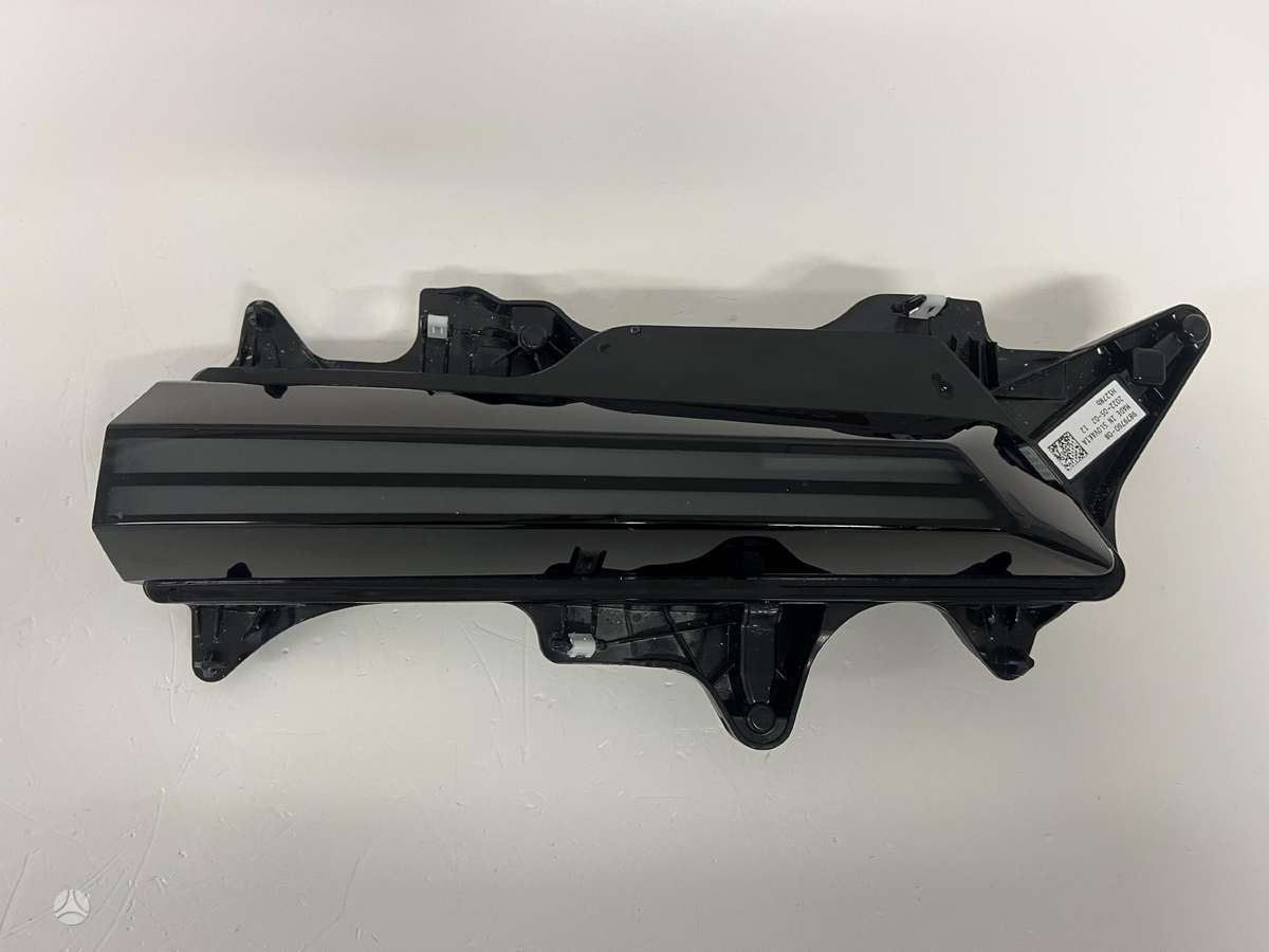 BMW XM, 9879760  9879760-08, lights