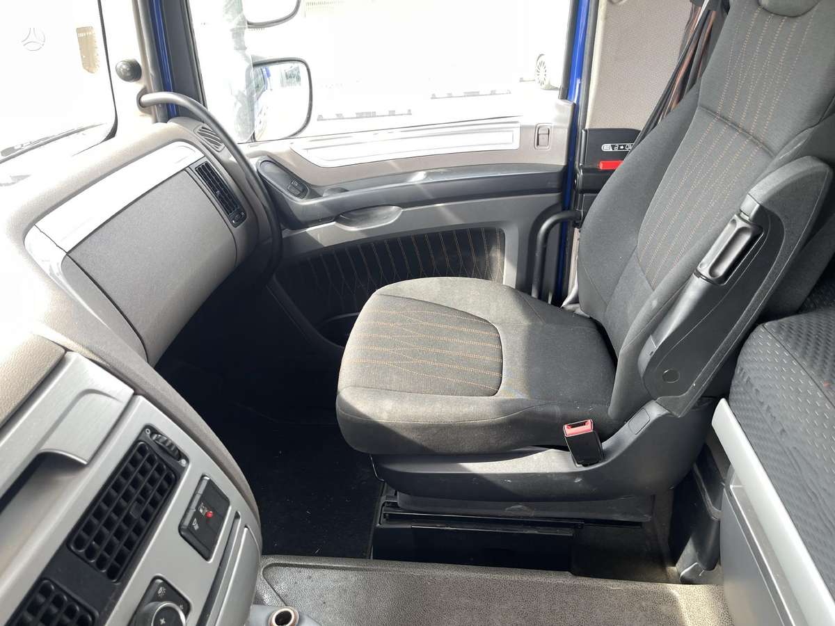 DAF XF106.480 RETARDER SSC(Austrija), double sleeper
