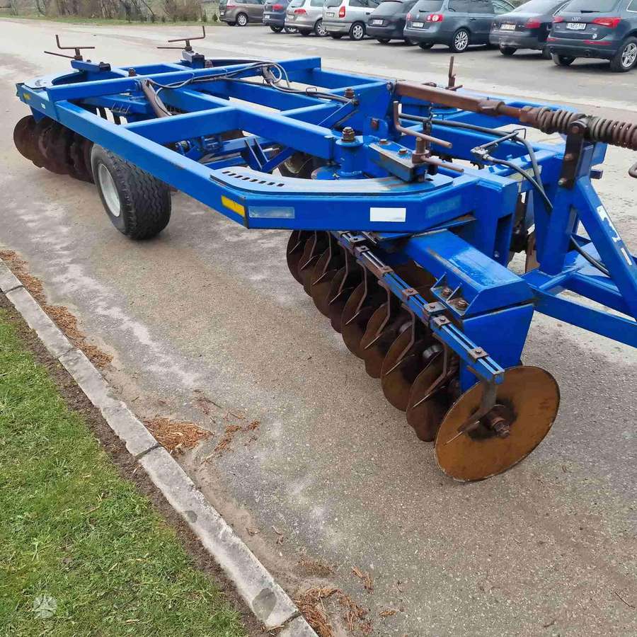 Dalbo AXL 44, scrapers, scrubbers