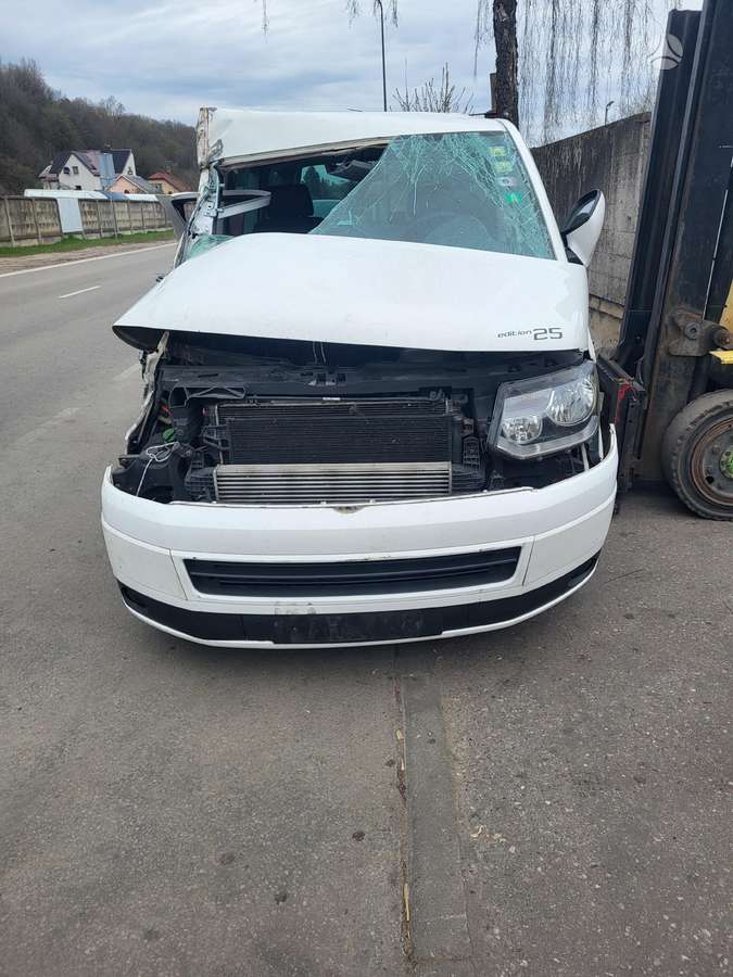 Volkswagen Multivan for parts