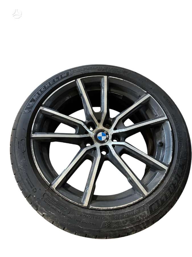 BMW 330, lengvojo lydinio, R18