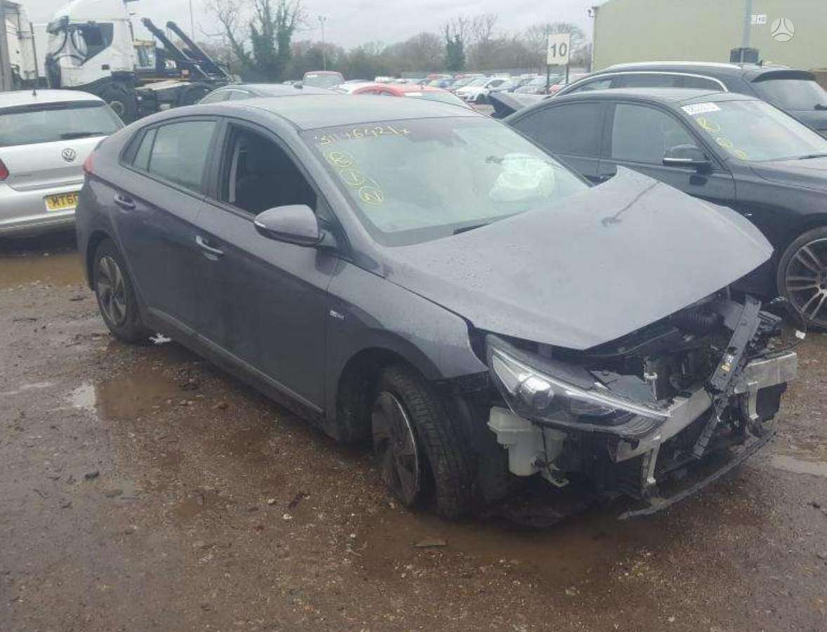 Hyundai IONIQ
