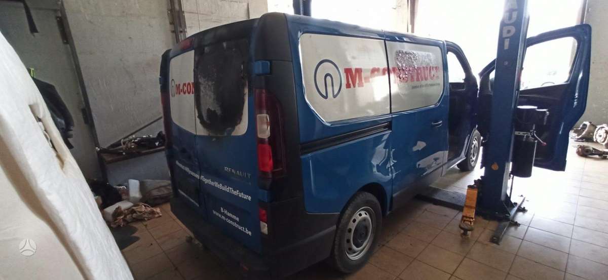 Renault Trafic по частям