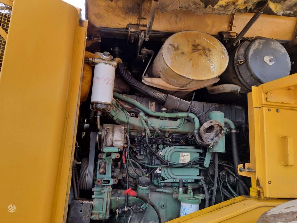 Volvo L 180 E, frontal loader
