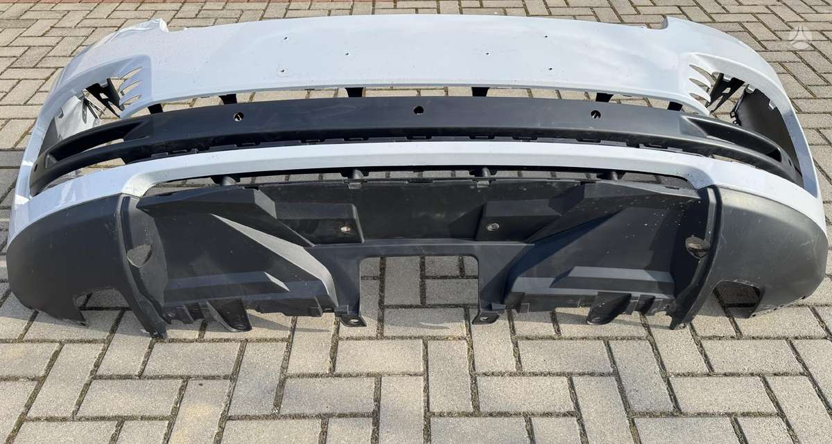 Land Rover Range Rover Bamperis grazus be defektu