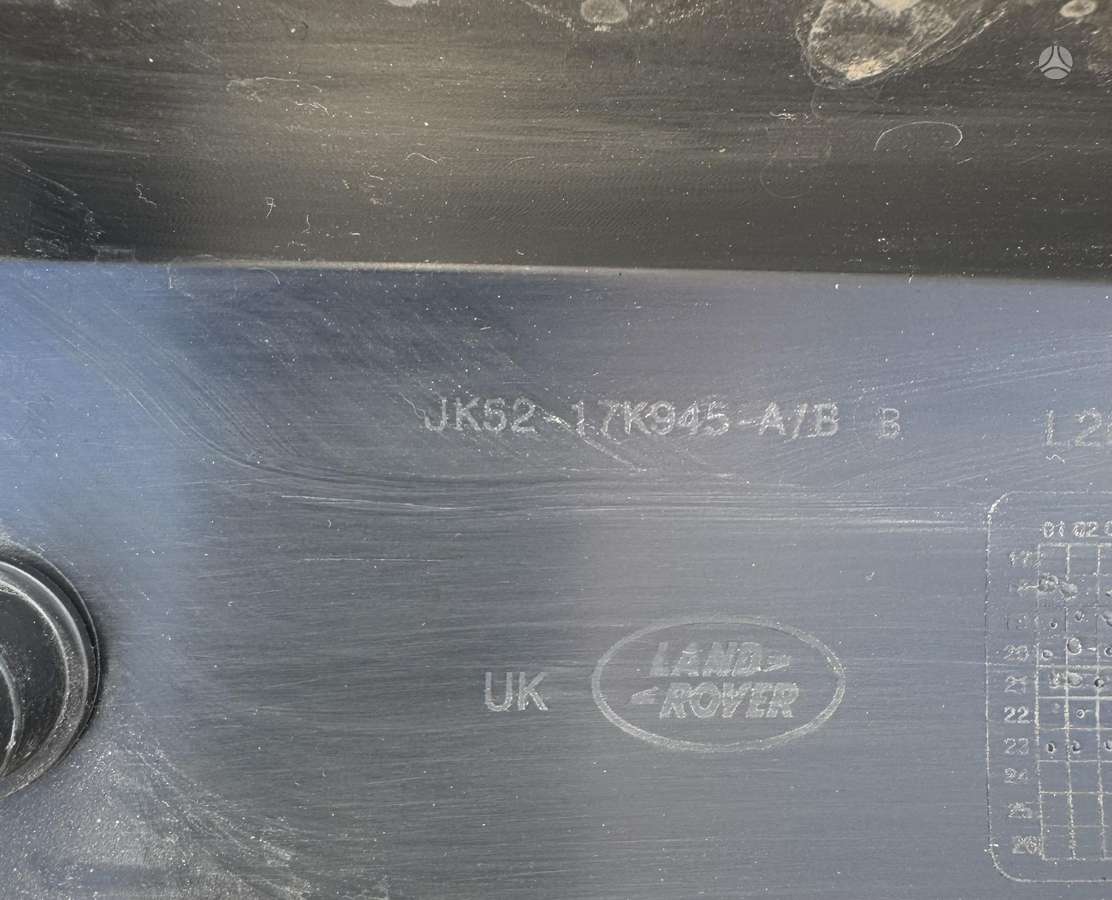 Land Rover Range Rover Bamperis grazus be defektu
