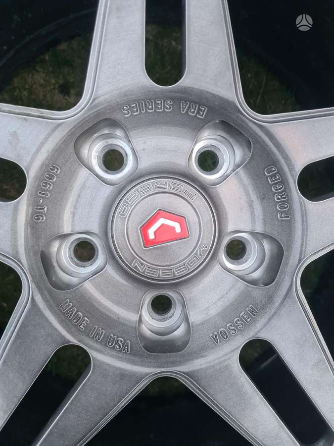 Chevrolet Corvette kėbulo dalys