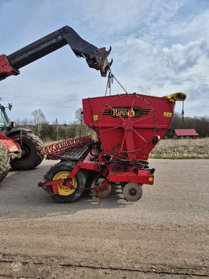 Vaderstad RAPID400, seeders, planters