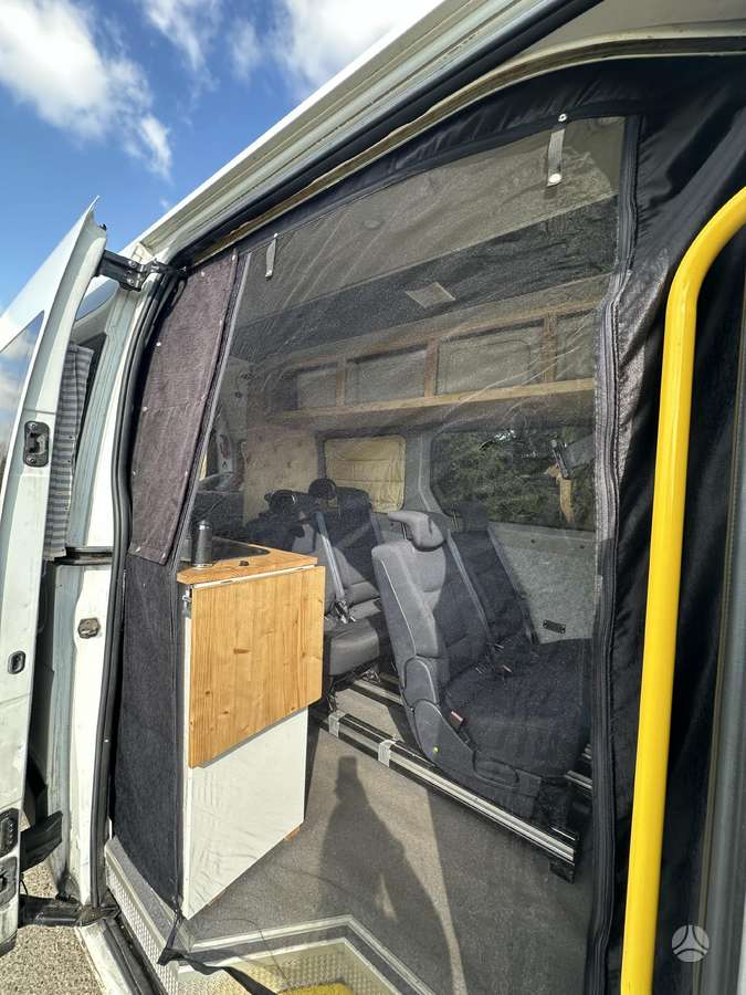 Renault Master, tūristu automašīnas