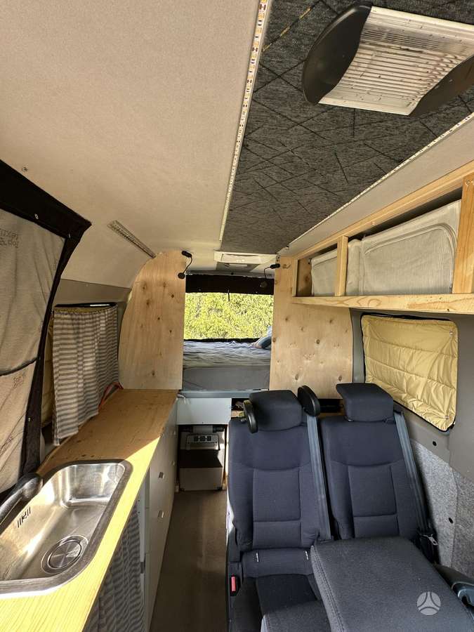 Renault Master, tūristu automašīnas