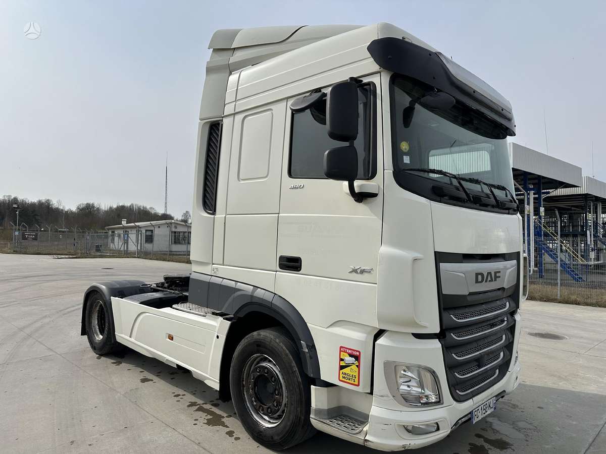 DAF XF 480 FT  France, double sleeper