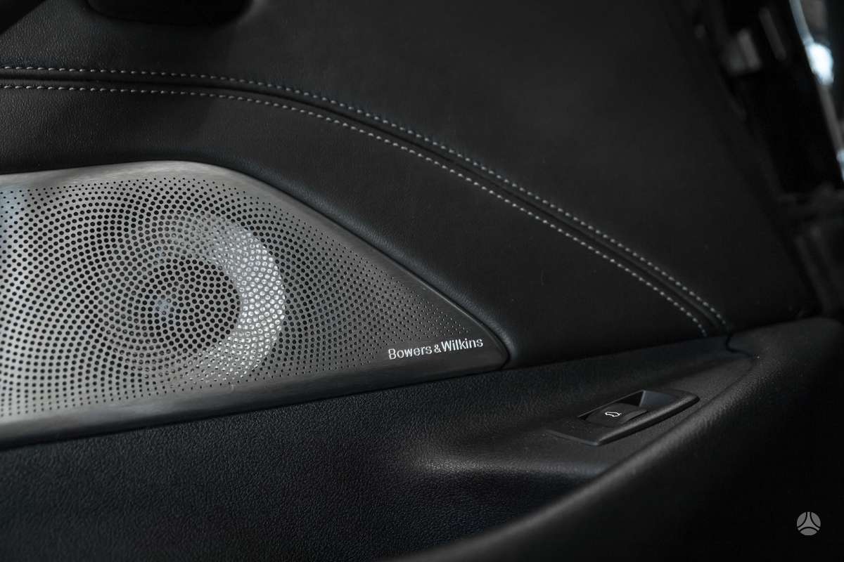 BMW M5, 4.4 l., Седан