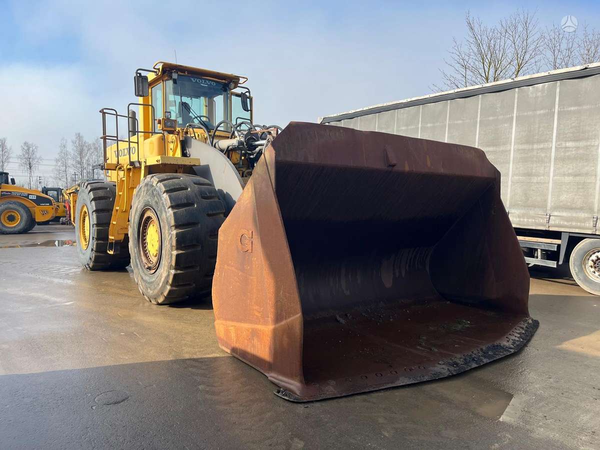 Volvo L330 E, фронтальные погрузчики