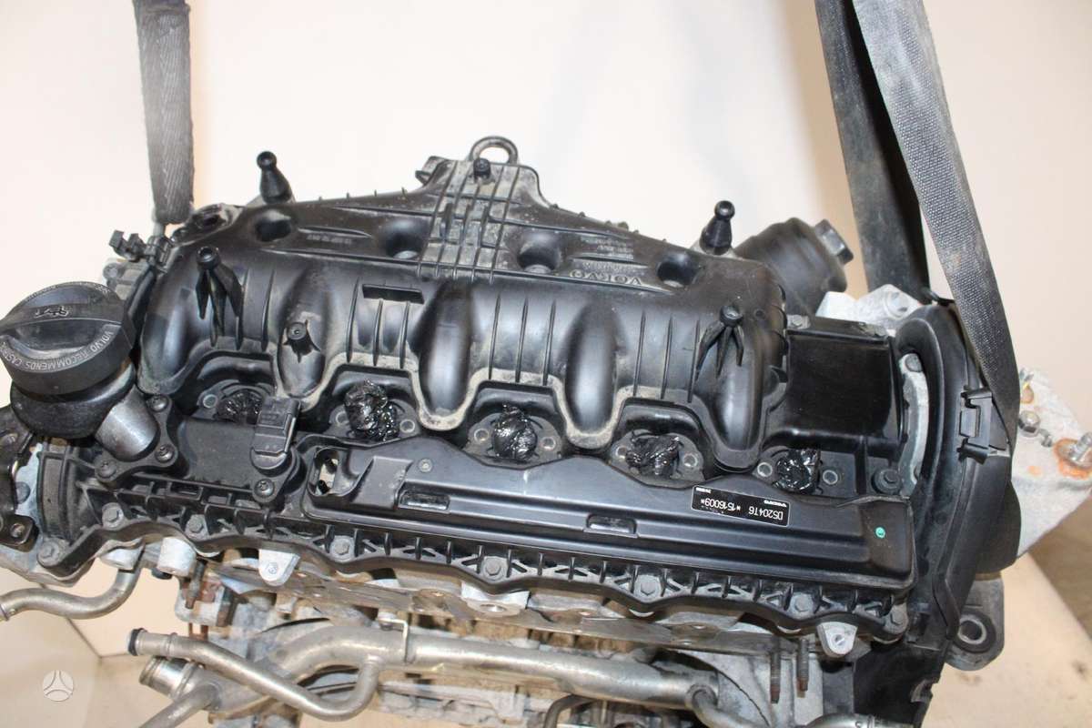 Volvo V40, D5204T6, двигатель