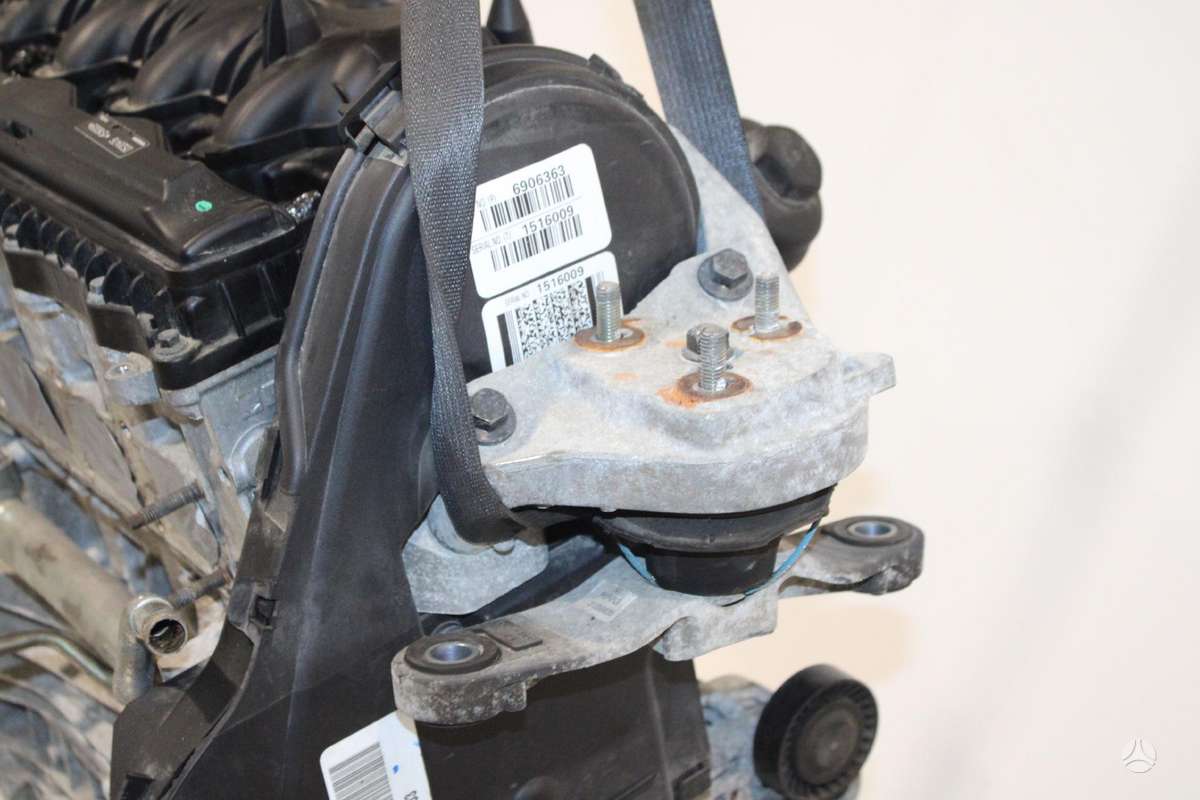 Volvo V40, D5204T6, variklis