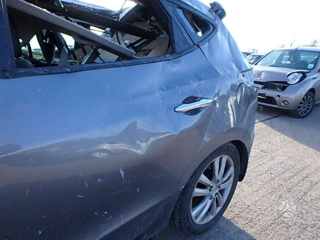 Hyundai ix35 по частям
