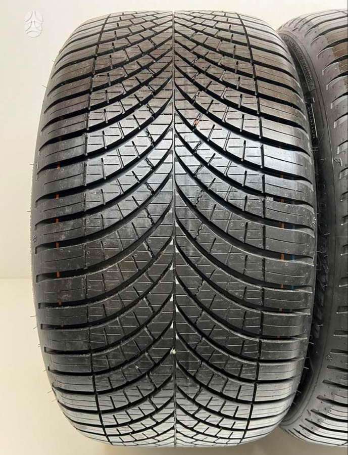 Goodyear Vector4Seasons 98% 2023m, universalios 235/35 R19