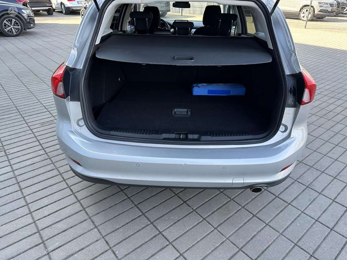 Ford Focus, 1.0 l., Универсал