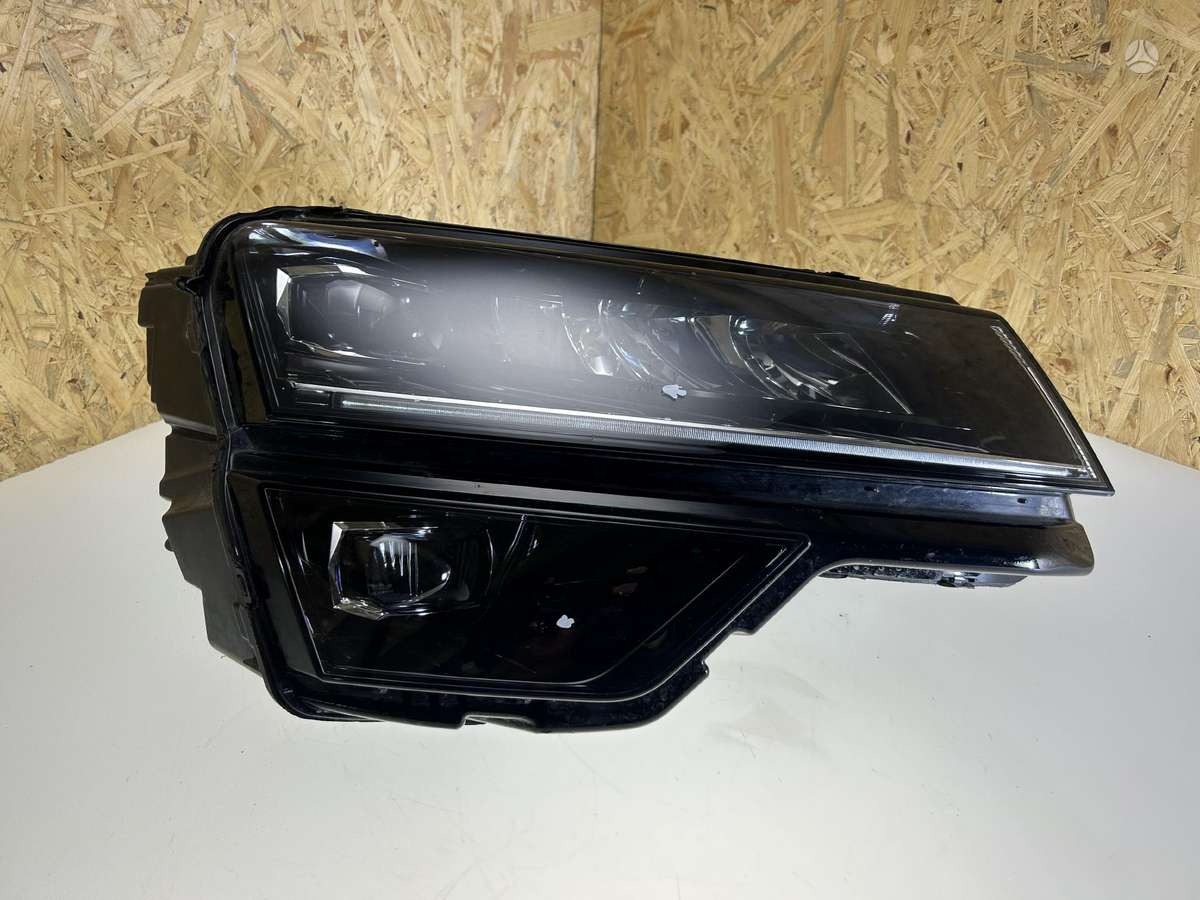 Skoda Karoq, 57B941016D, Cen21443