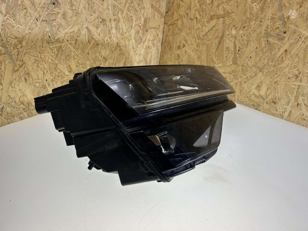 Skoda Karoq, 57B941016D, Cen21443