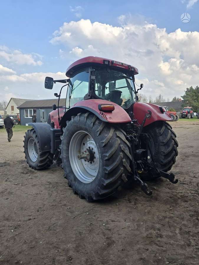 Case-IH PUMA 210 CVX, tractors