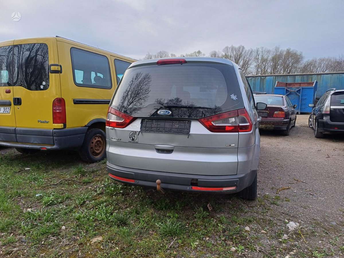 Ford Galaxy по частям