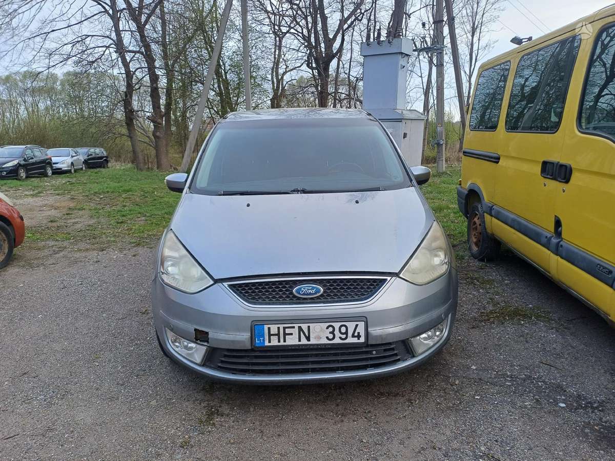Ford Galaxy по частям
