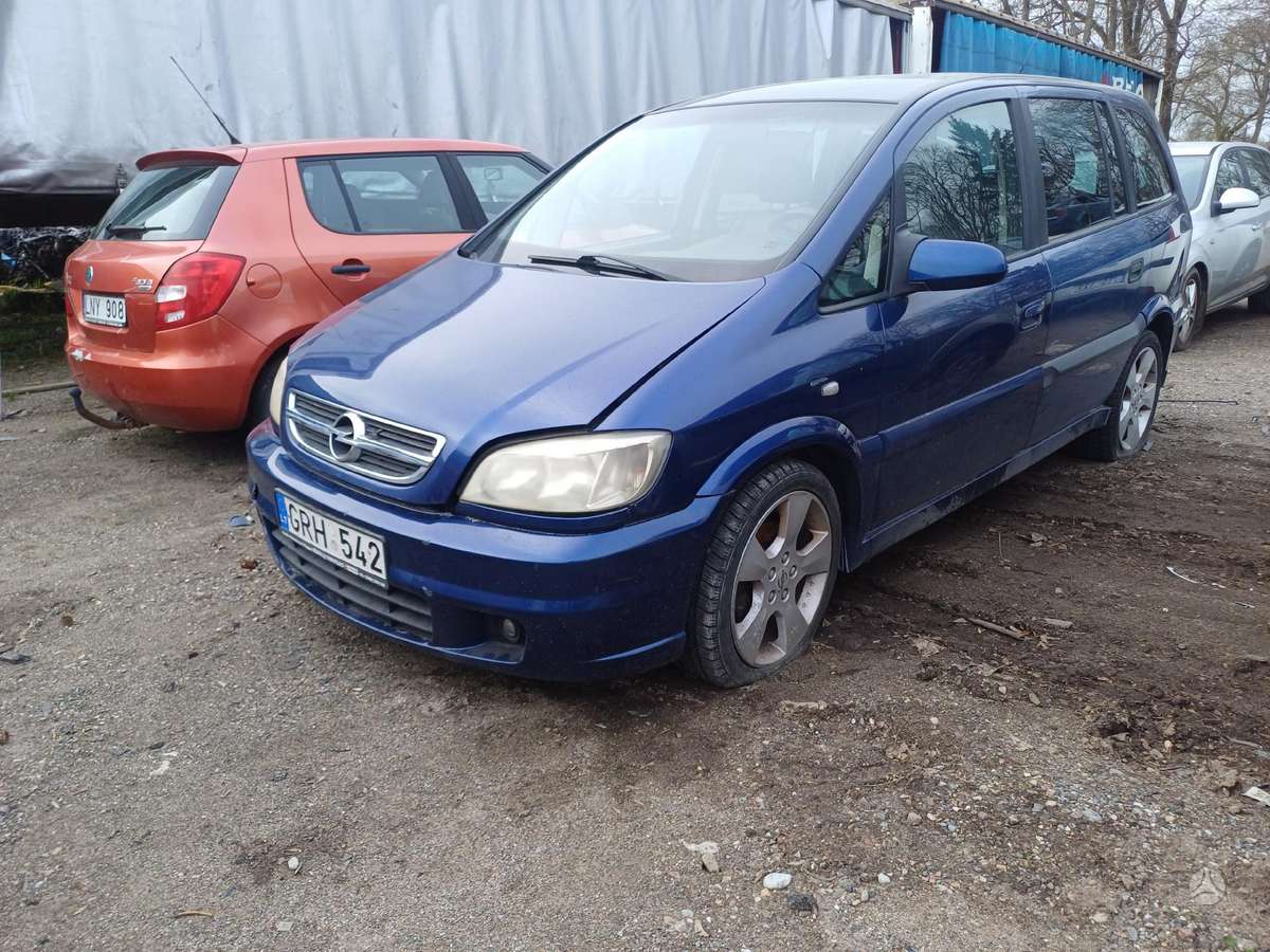 Opel Zafira по частям