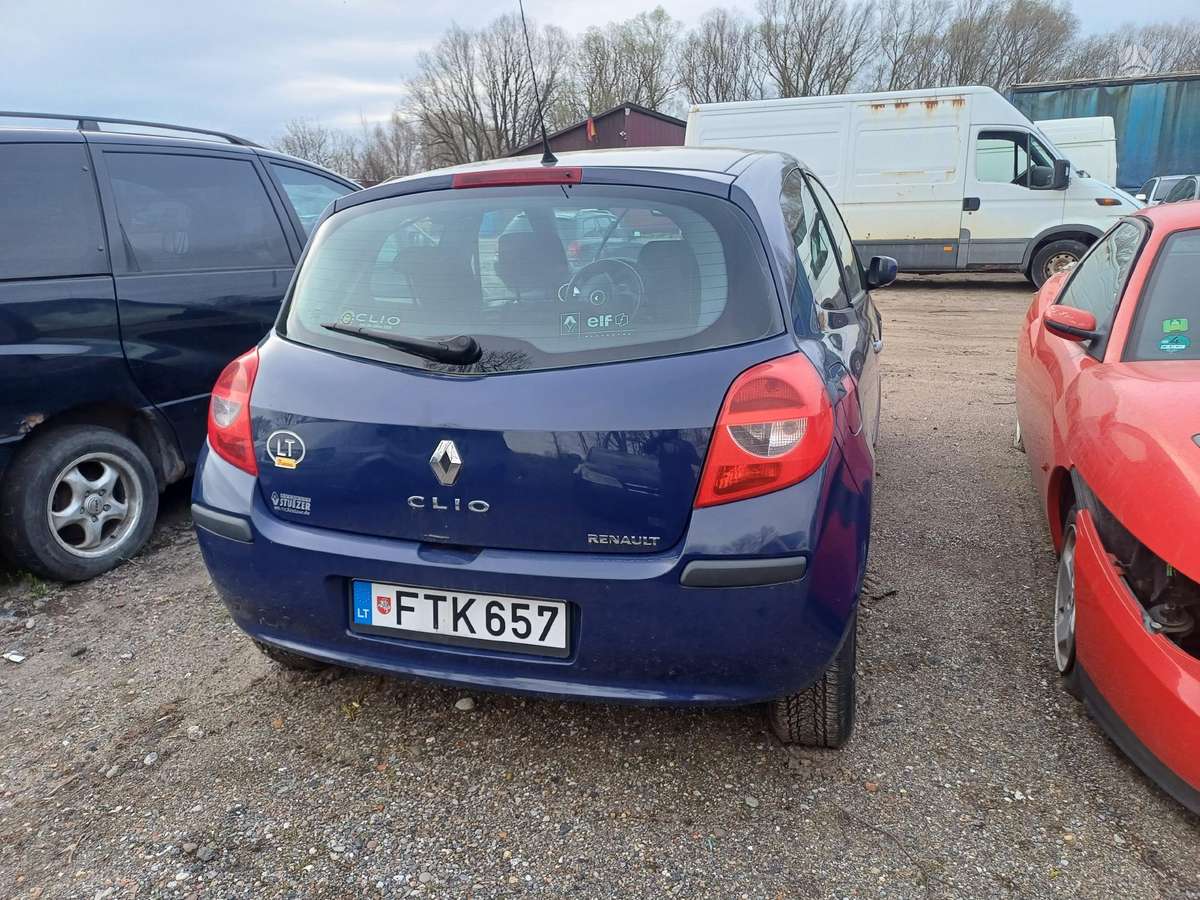 Renault Clio rezerves daļās