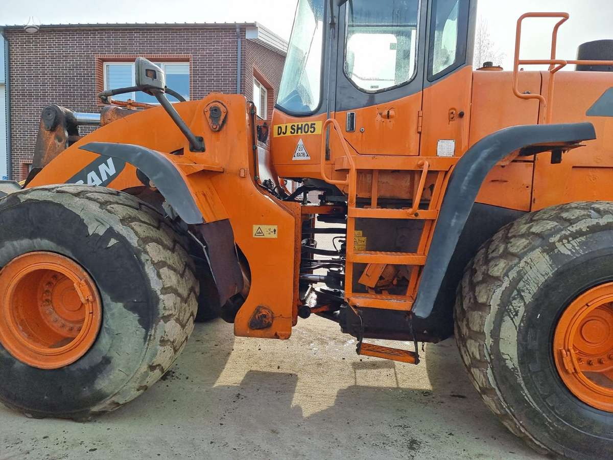 Doosan DL450, frontal loader
