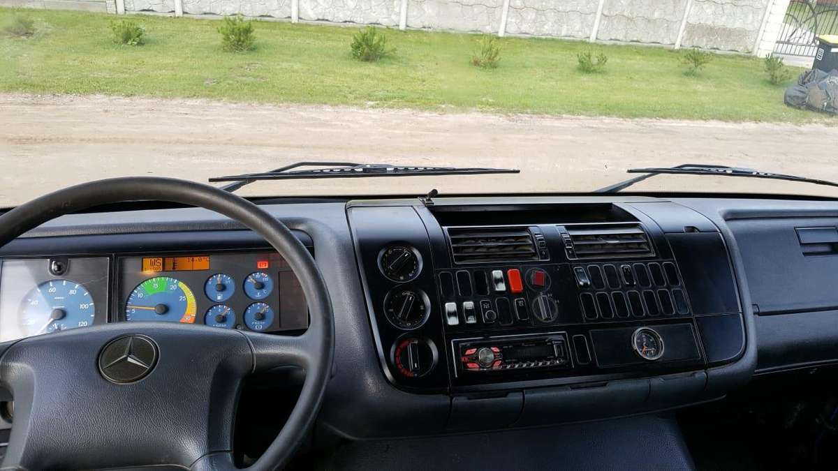 Mercedes-Benz Atego, dumpers with crane